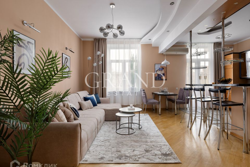 Продаётся 3-комнатная квартира, 81.6 м²