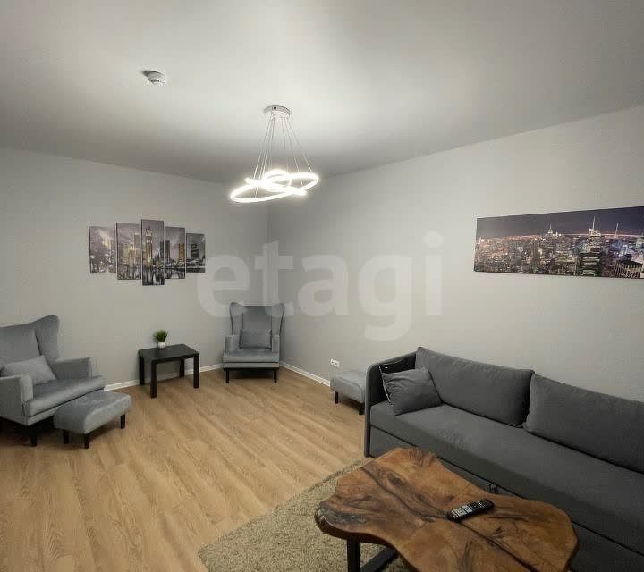 Продаётся 2-комнатная квартира, 58 м²