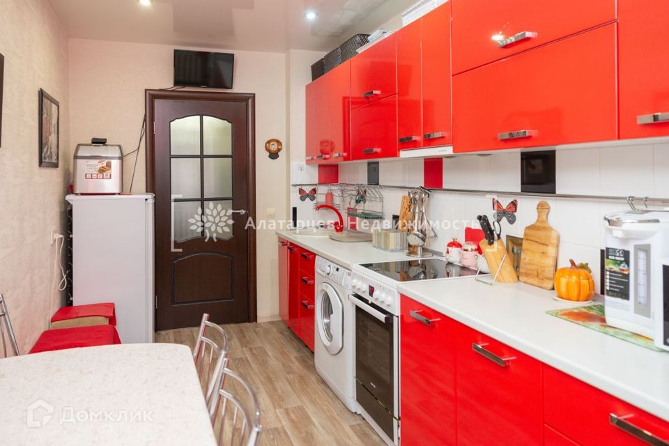 Продаётся 2-комнатная квартира, 49.3 м²