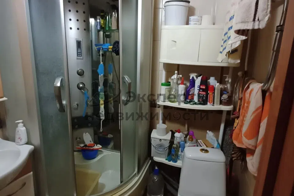 Продаётся 3-комнатная квартира, 57 м²