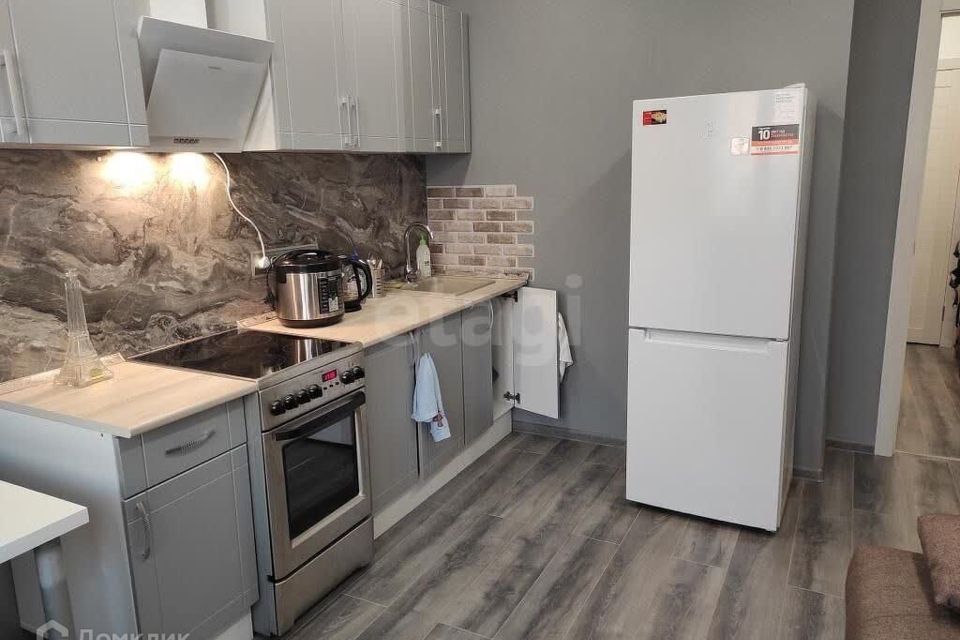 Продаётся 1-комнатная квартира, 37.4 м²