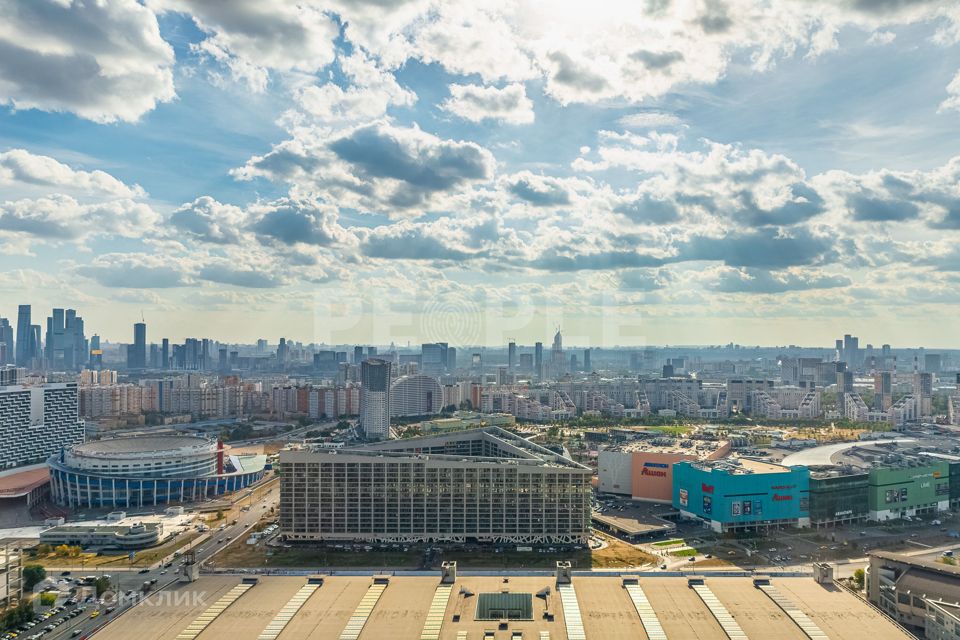 Продаётся 5-комнатная квартира, 159.3 м²