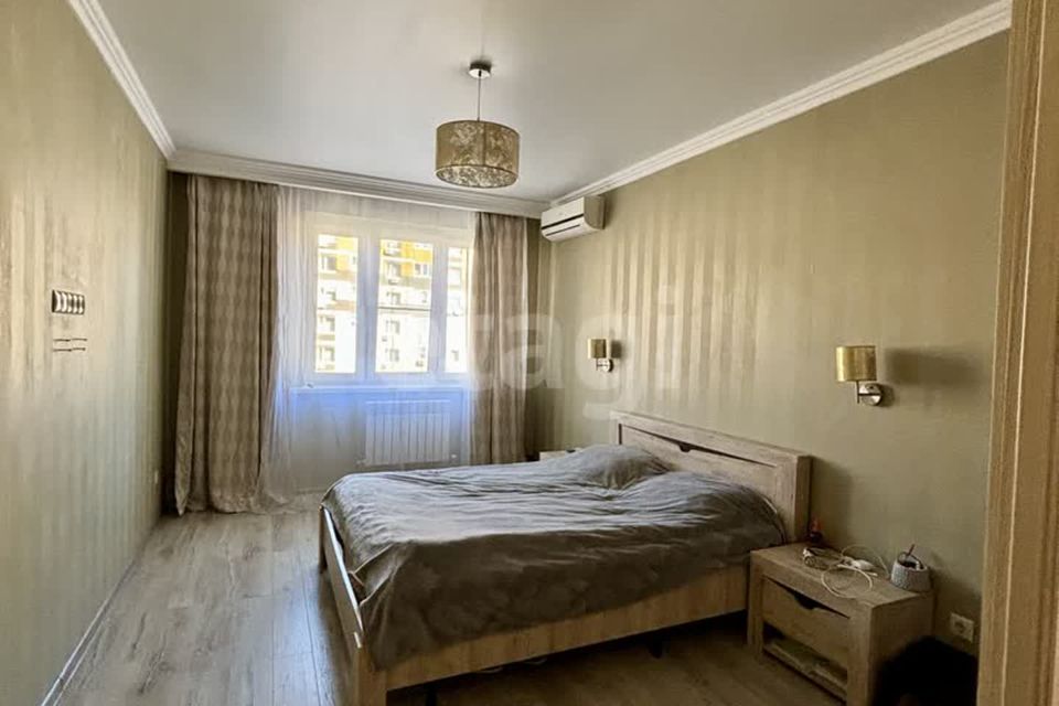 Продаётся 2-комнатная квартира, 67.4 м²
