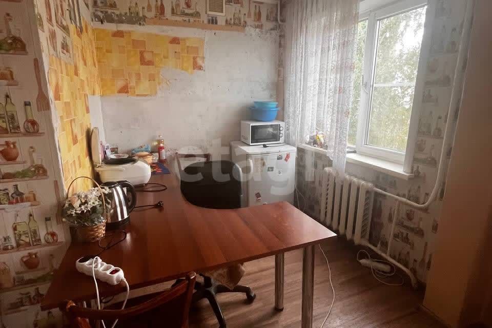 Продаётся 3-комнатная квартира, 58.2 м²