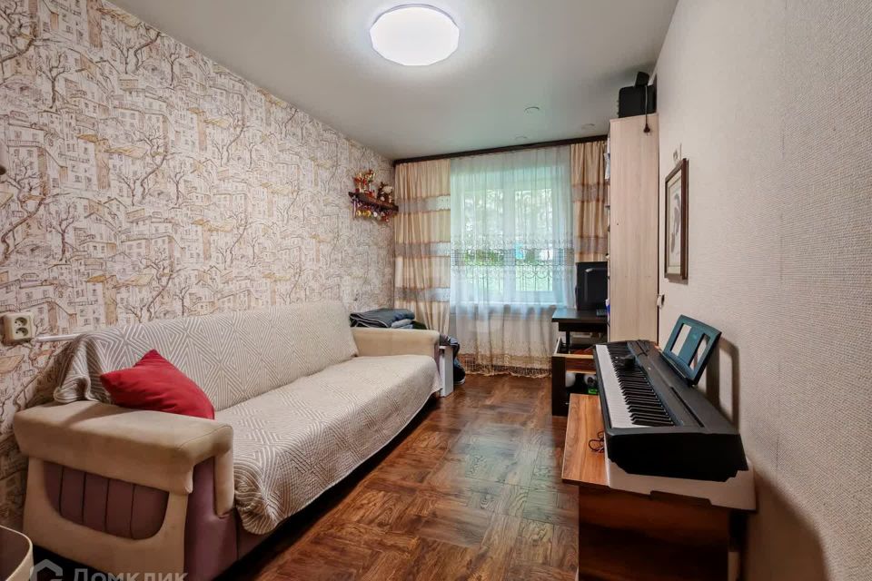 Продаётся 3-комнатная квартира, 59.9 м²