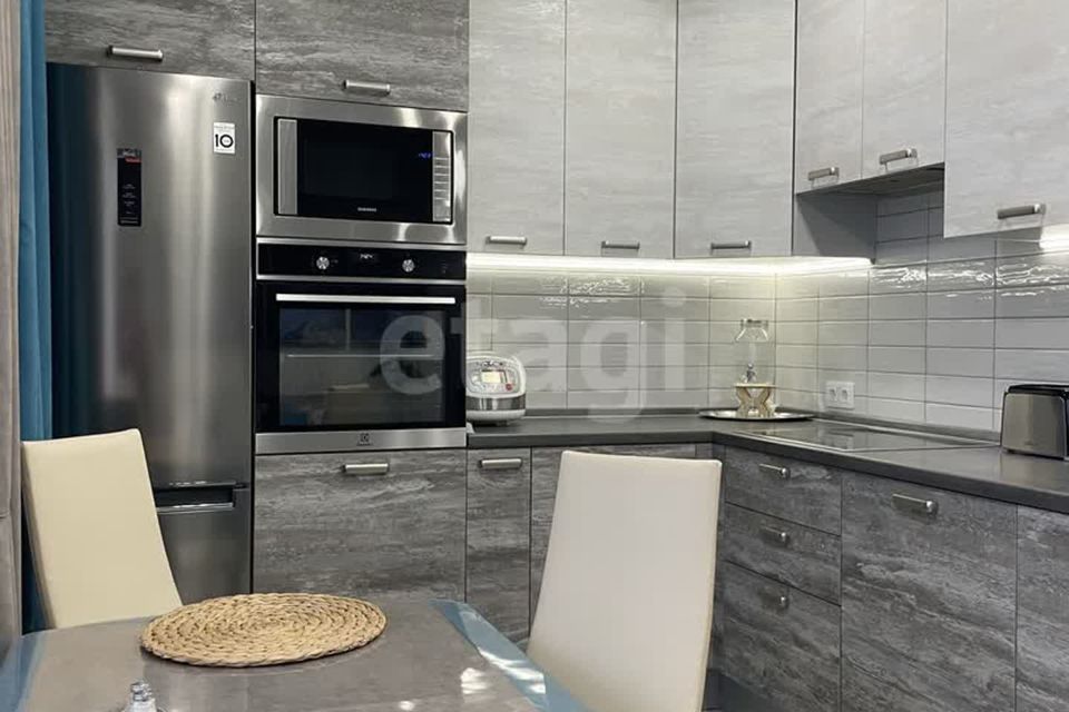Продаётся 3-комнатная квартира, 85.5 м²