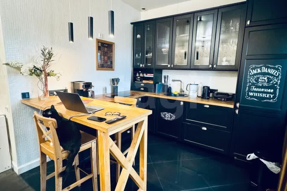 Продаётся 1-комнатная квартира, 41.5 м²