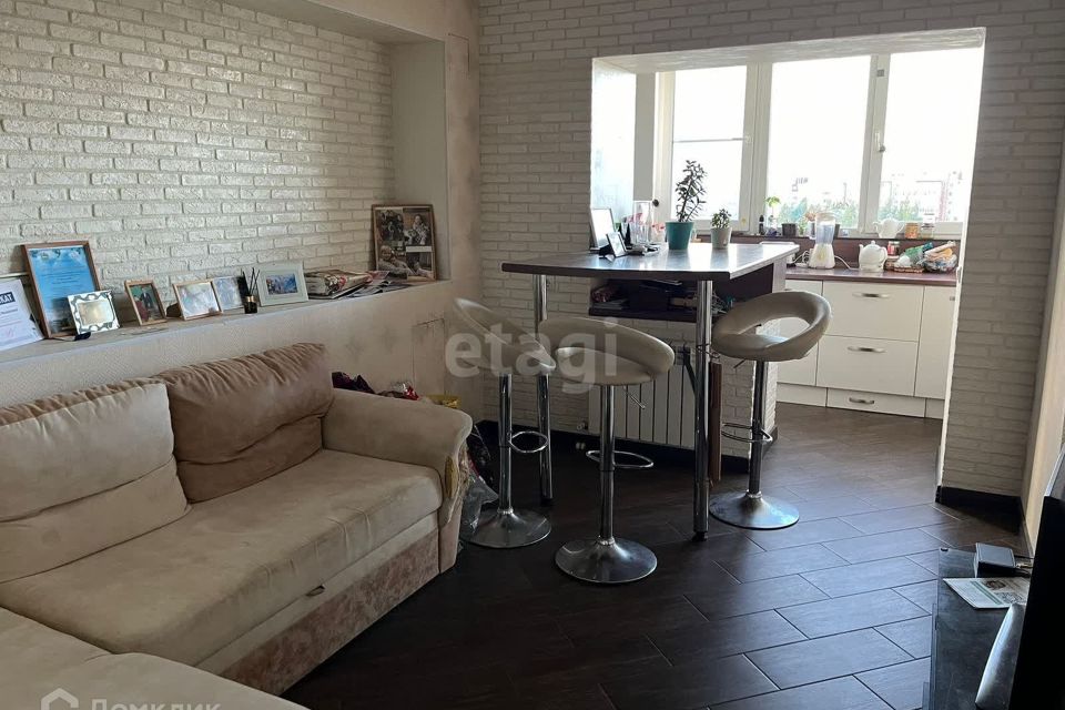 Продаётся 2-комнатная квартира, 73.4 м²