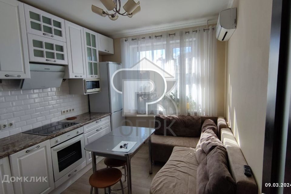 Продаётся 2-комнатная квартира, 53.8 м²