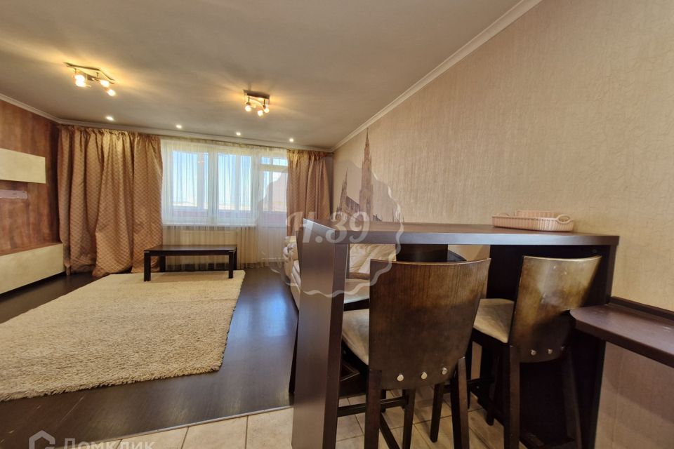 Продаётся 1-комнатная квартира, 52.5 м²