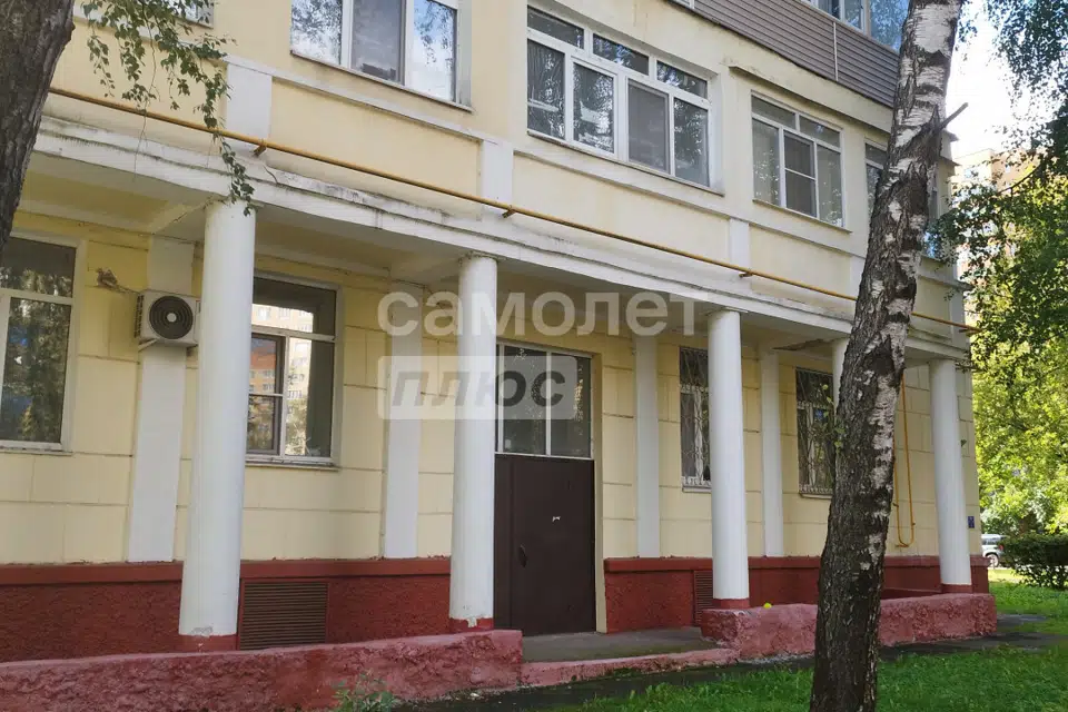Продаётся 4-комнатная квартира, 100.2 м²