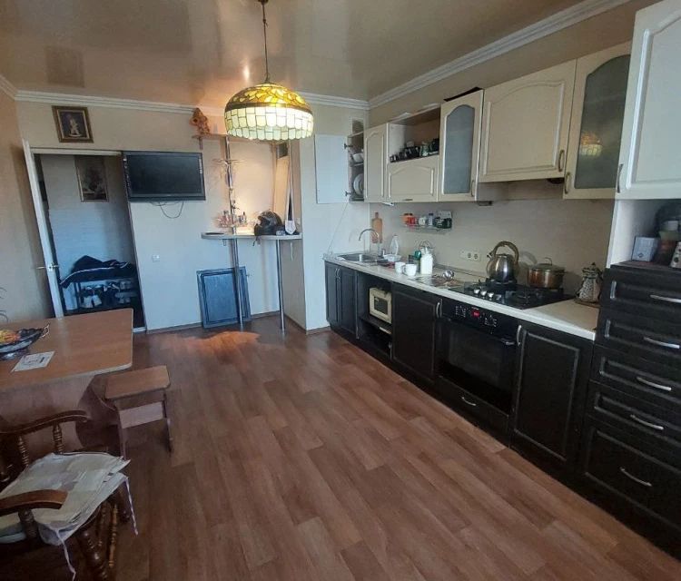 Продаётся 3-комнатная квартира, 83.5 м²