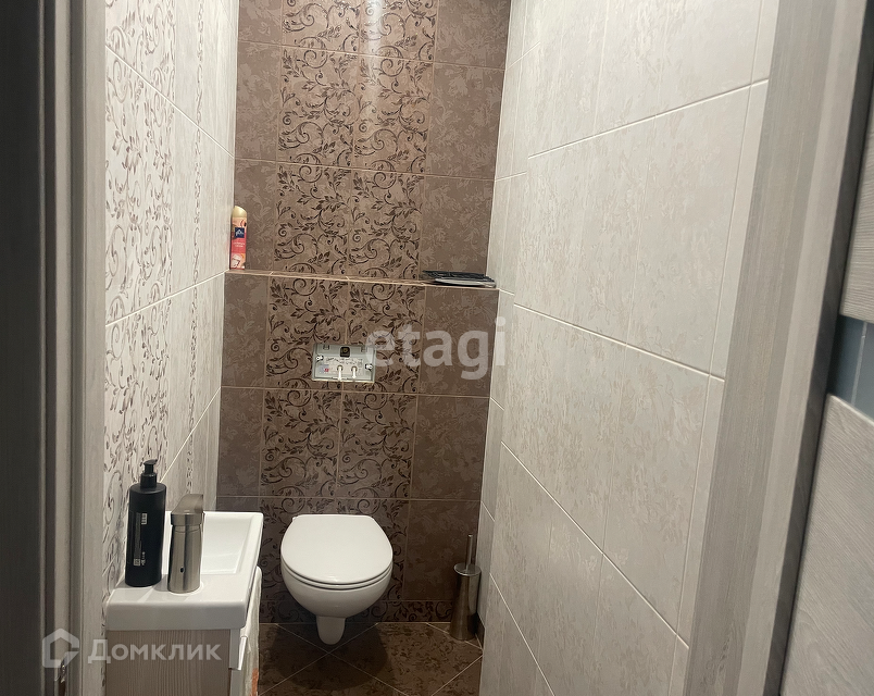 Продаётся 2-комнатная квартира, 68 м²