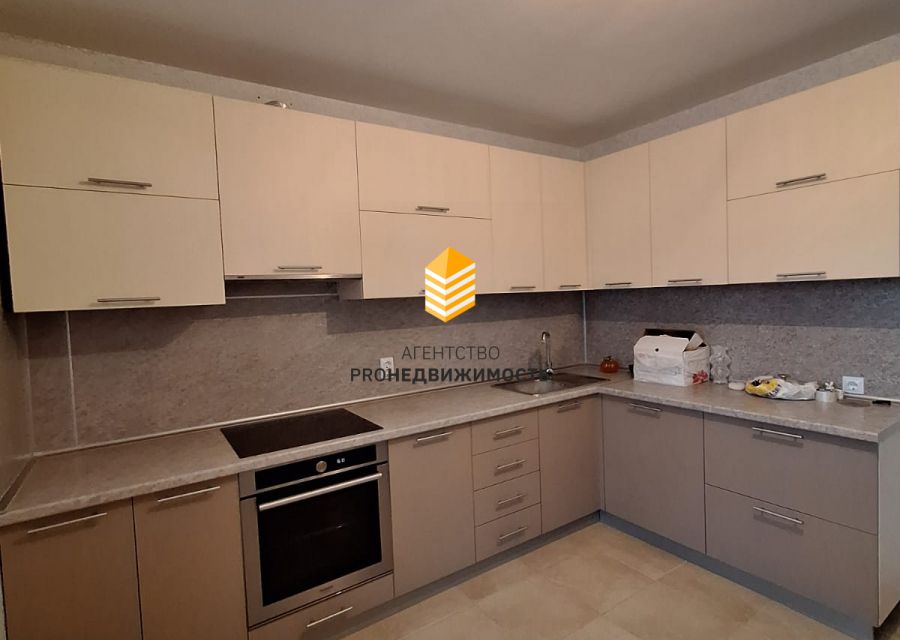 Продаётся 3-комнатная квартира, 77.5 м²