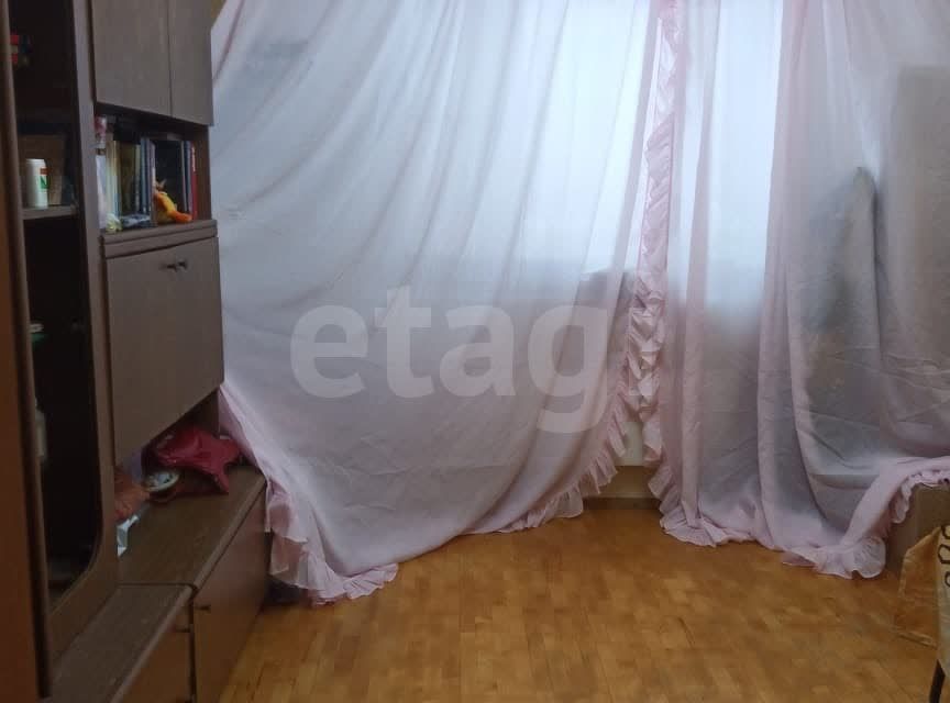 Продаётся 1-комнатная квартира, 35.4 м²