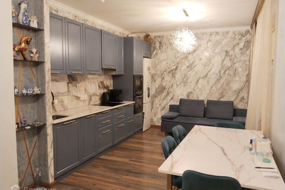 Продаётся 3-комнатная квартира, 76.4 м²