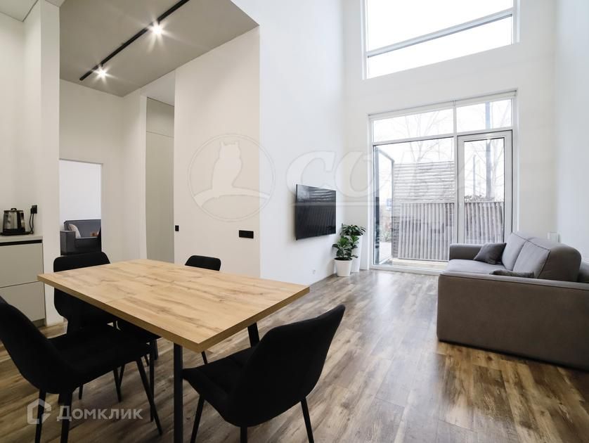 Продаётся 3-комнатная квартира, 110 м²