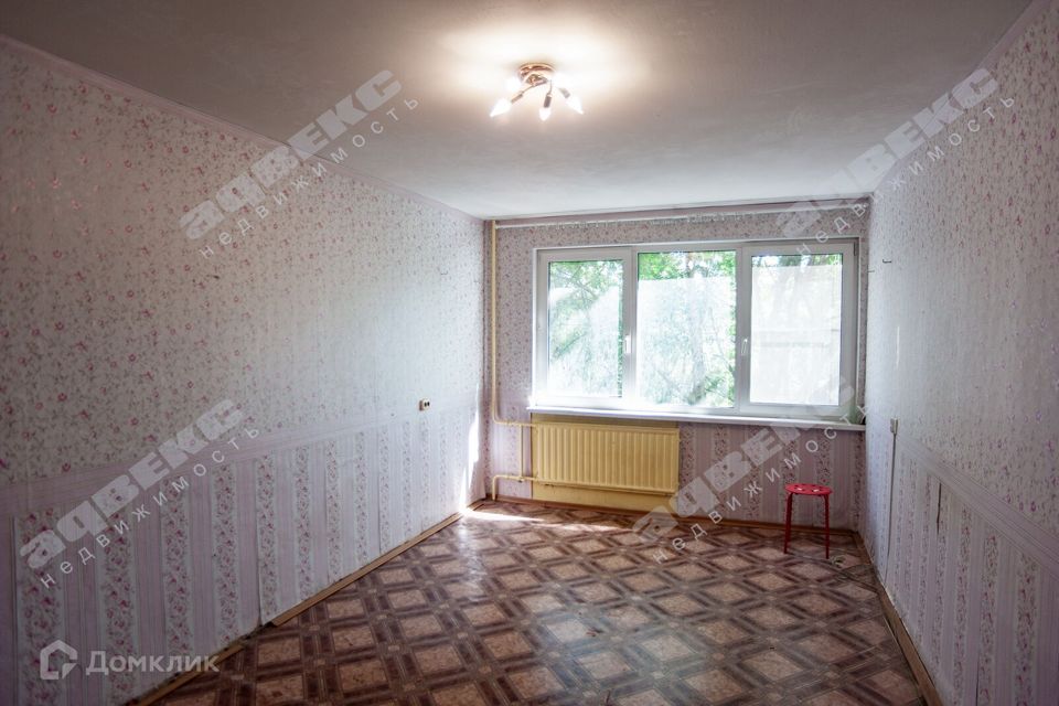 Продаётся 3-комнатная квартира, 59.8 м²