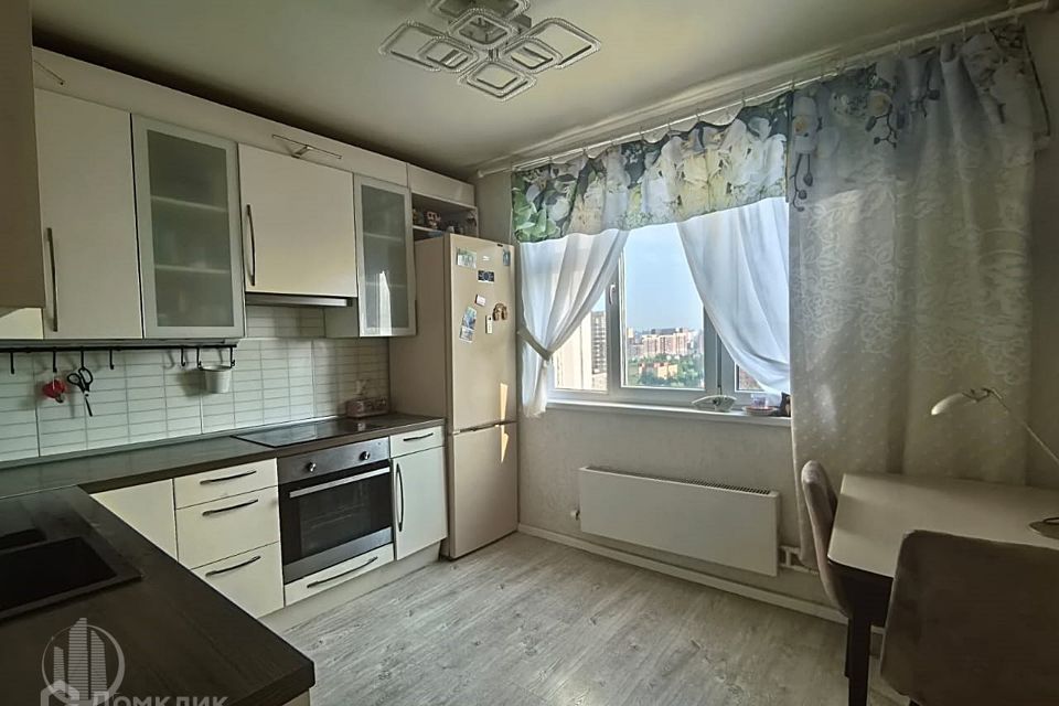 Продаётся 3-комнатная квартира, 81 м²