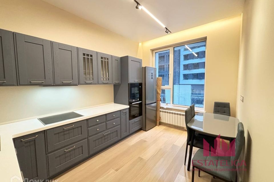 Сдаётся 2-комнатная квартира, 56 м²