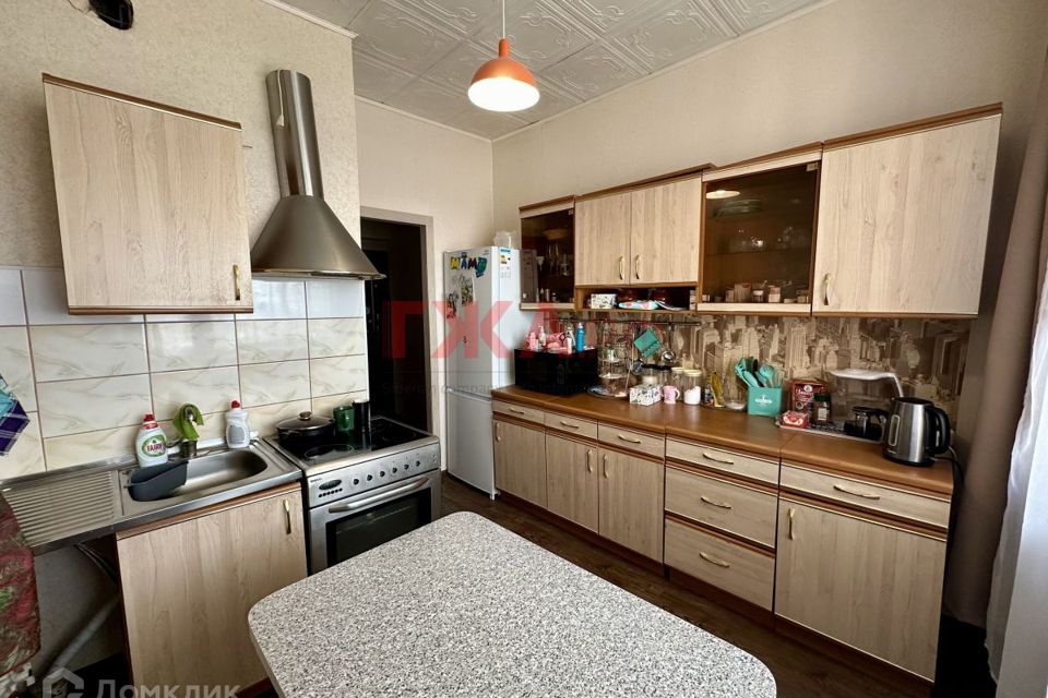 Продаётся 3-комнатная квартира, 71.7 м²