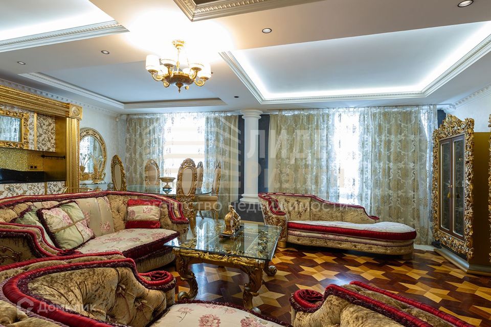 Продаётся 2-комнатная квартира, 105 м²