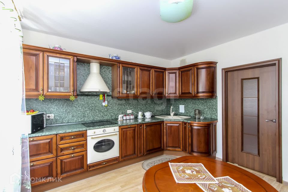 Продаётся 2-комнатная квартира, 74.6 м²