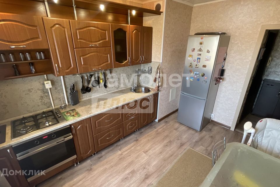 Продаётся 3-комнатная квартира, 63.3 м²