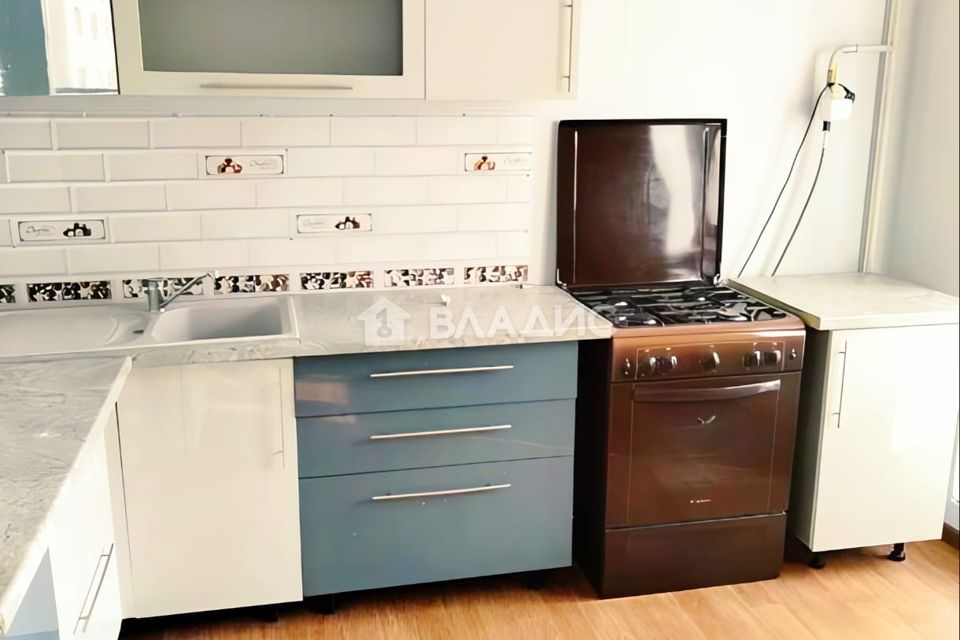 Продаётся 2-комнатная квартира, 57.6 м²