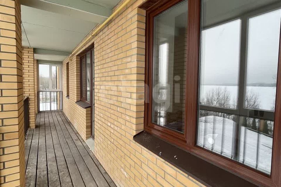 Продаётся 2-комнатная квартира, 96.7 м²