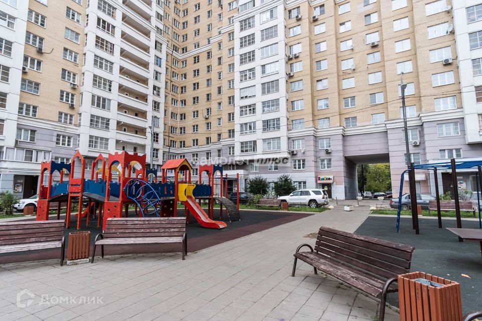 Продаётся 3-комнатная квартира, 96 м²