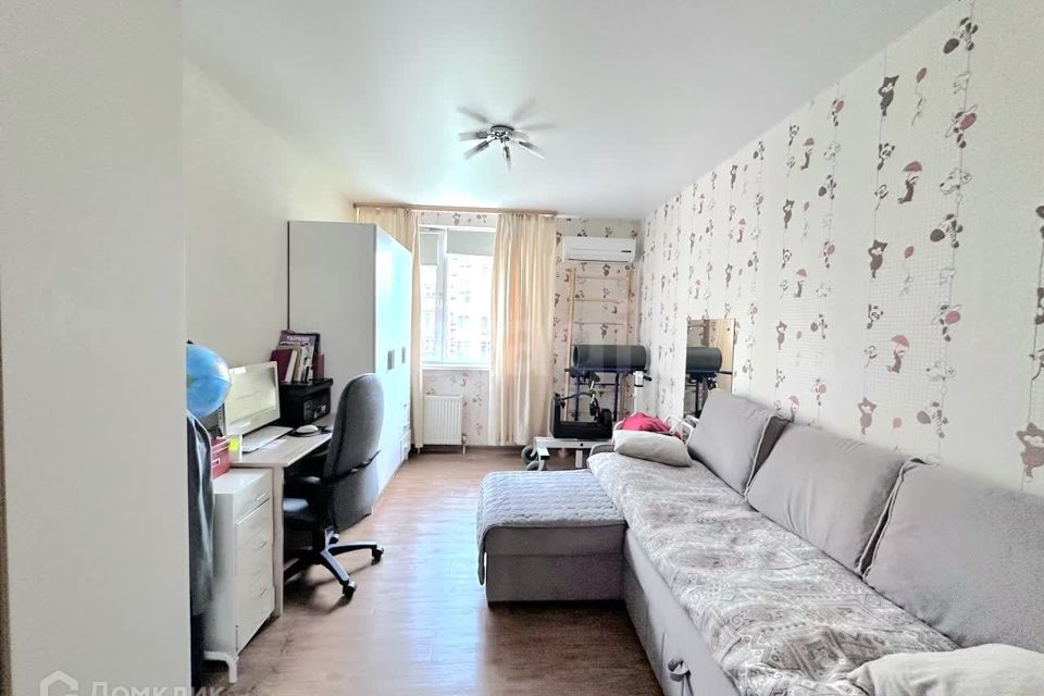 Продаётся 2-комнатная квартира, 61.8 м²
