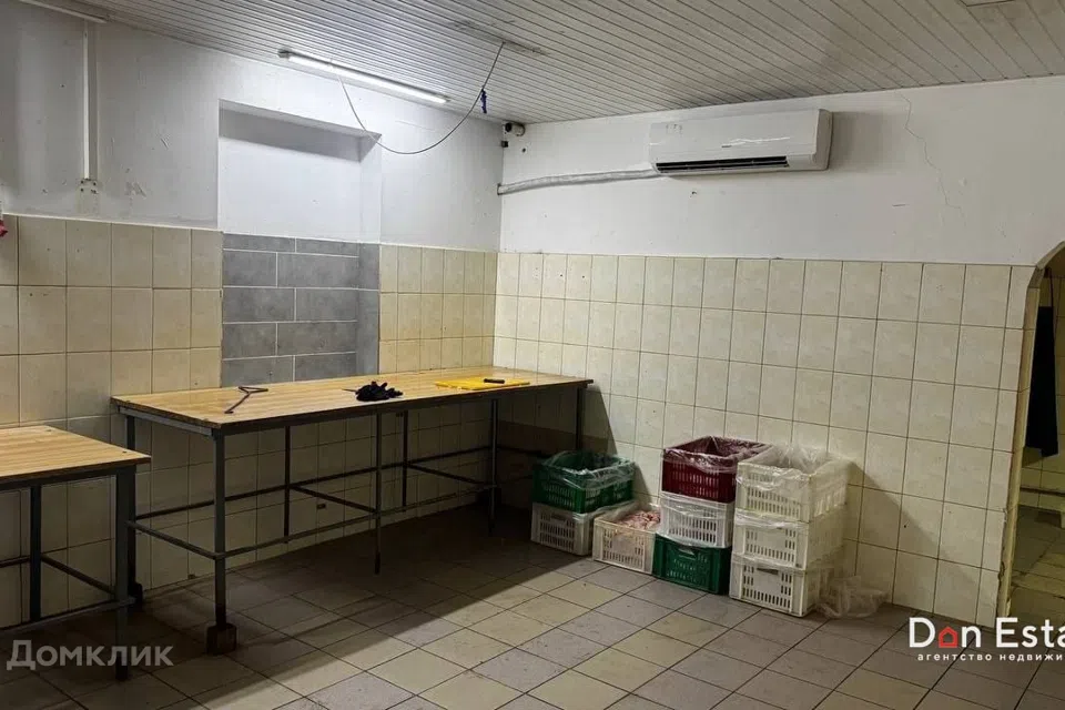 Сдаётся 3-комнатная квартира, 150 м²