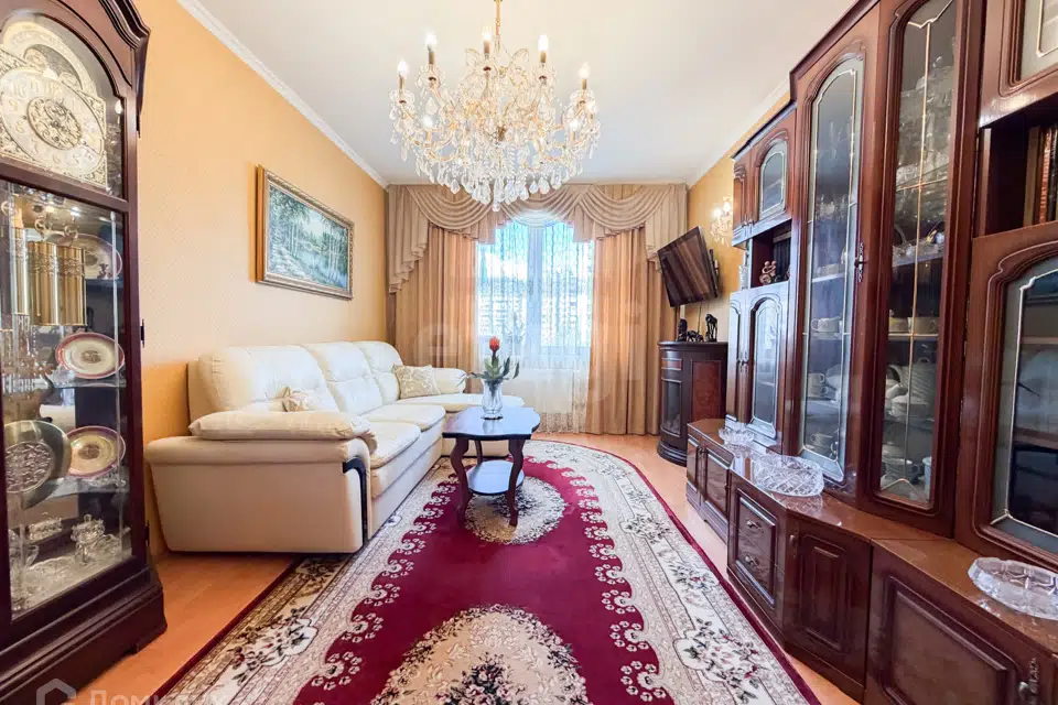 Продаётся 2-комнатная квартира, 72.2 м²