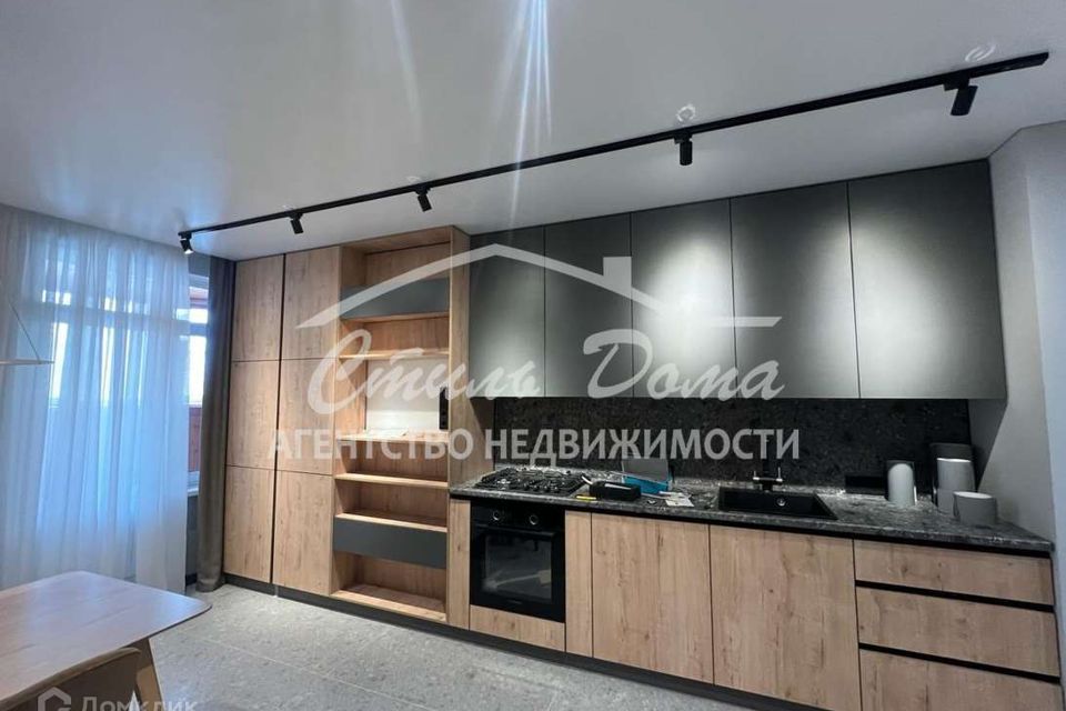 Продаётся 2-комнатная квартира, 90 м²
