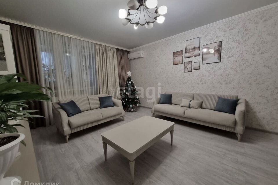 Продаётся 3-комнатная квартира, 87.9 м²