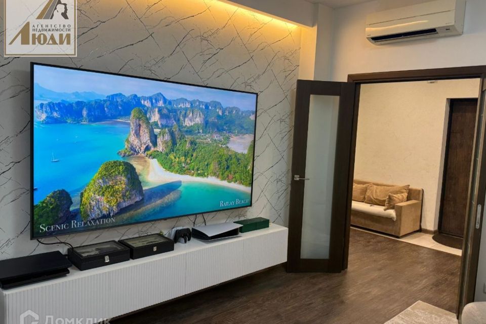 Продаётся 1-комнатная квартира, 55.5 м²