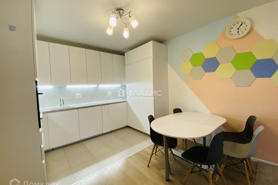 Продаётся 3-комнатная квартира, 77.9 м²