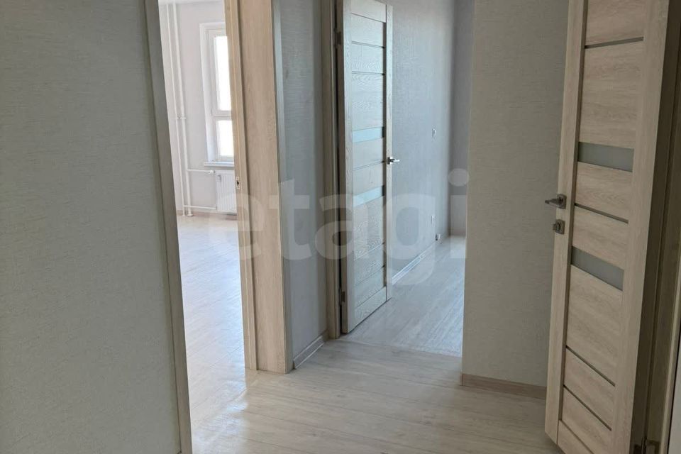 Продаётся 1-комнатная квартира, 37.8 м²