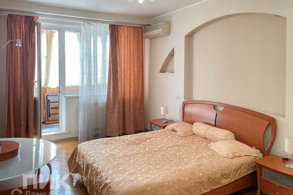 Сдаётся 2-комнатная квартира, 57.9 м²