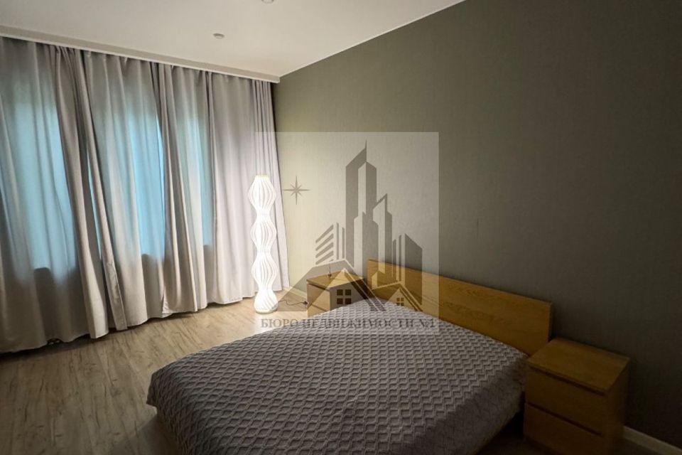 Сдаётся 1-комнатная квартира, 55 м²