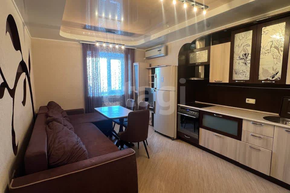 Продаётся 2-комнатная квартира, 46.7 м²