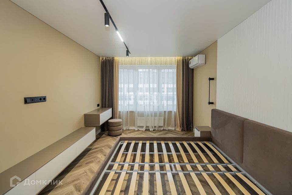 Продаётся 2-комнатная квартира, 72.4 м²