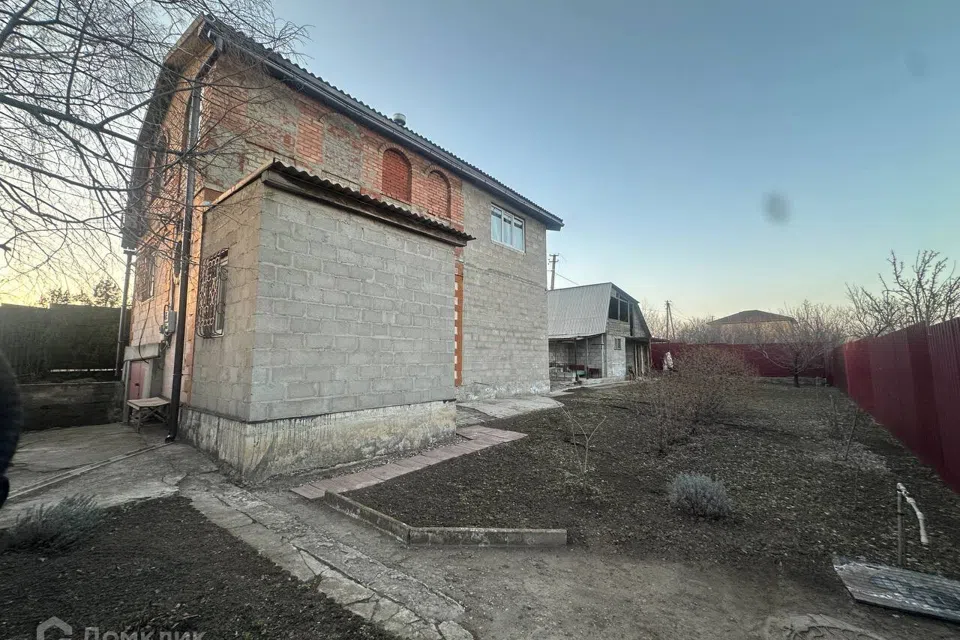 Продаётся 2-этажный дом, 140.7 м²