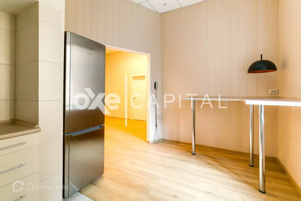 Продаётся 4-комнатная квартира, 110 м²