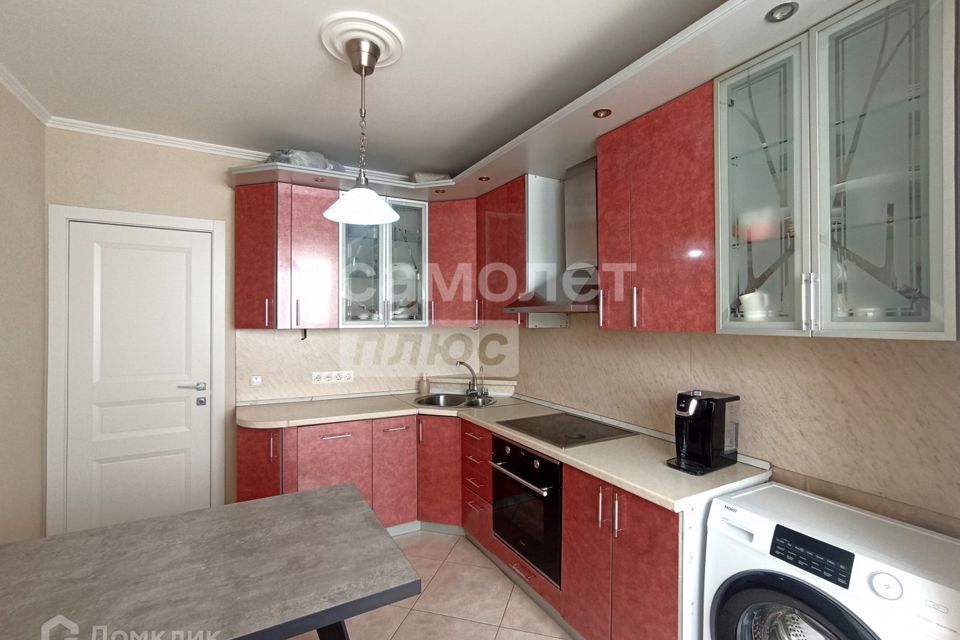 Продаётся 3-комнатная квартира, 71.1 м²
