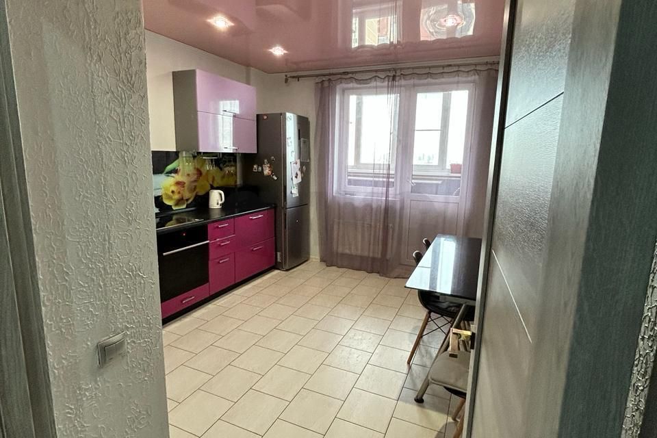 Продаётся 1-комнатная квартира, 43.4 м²