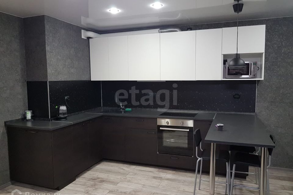 Продаётся 1-комнатная квартира, 39.3 м²