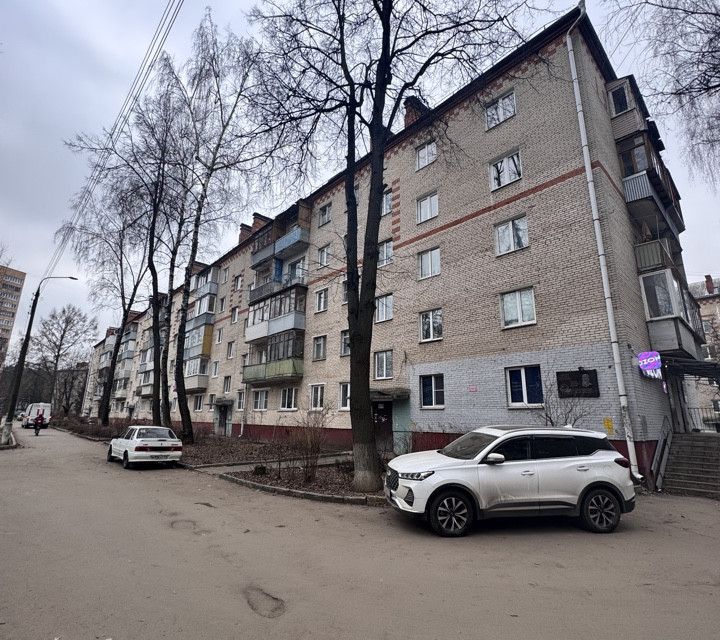 Продаётся 3-комнатная квартира, 59.8 м²