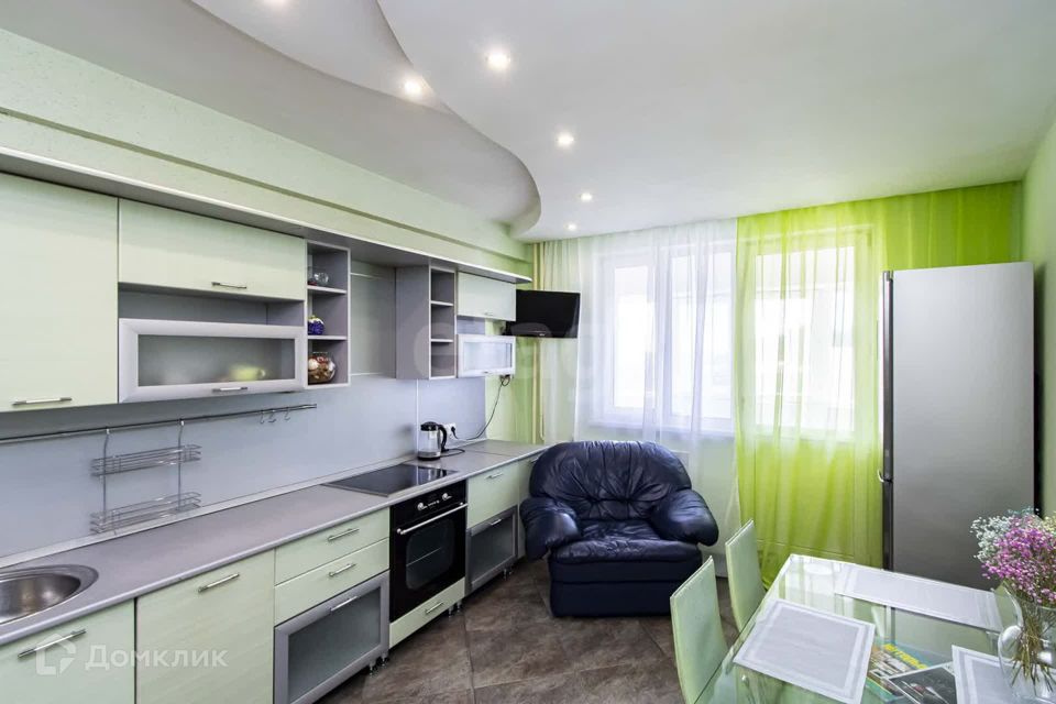 Сдаётся 1-комнатная квартира, 56 м²